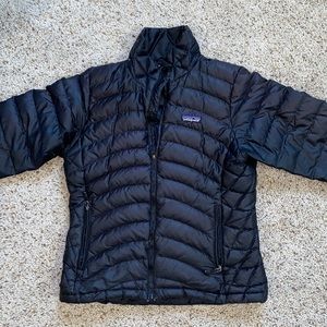 patagonia xs down coat